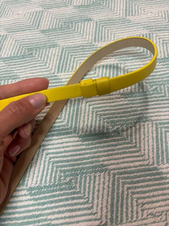 Kate Spade New York Yellow Leather Bee Buckle Skinny Belt main image 6